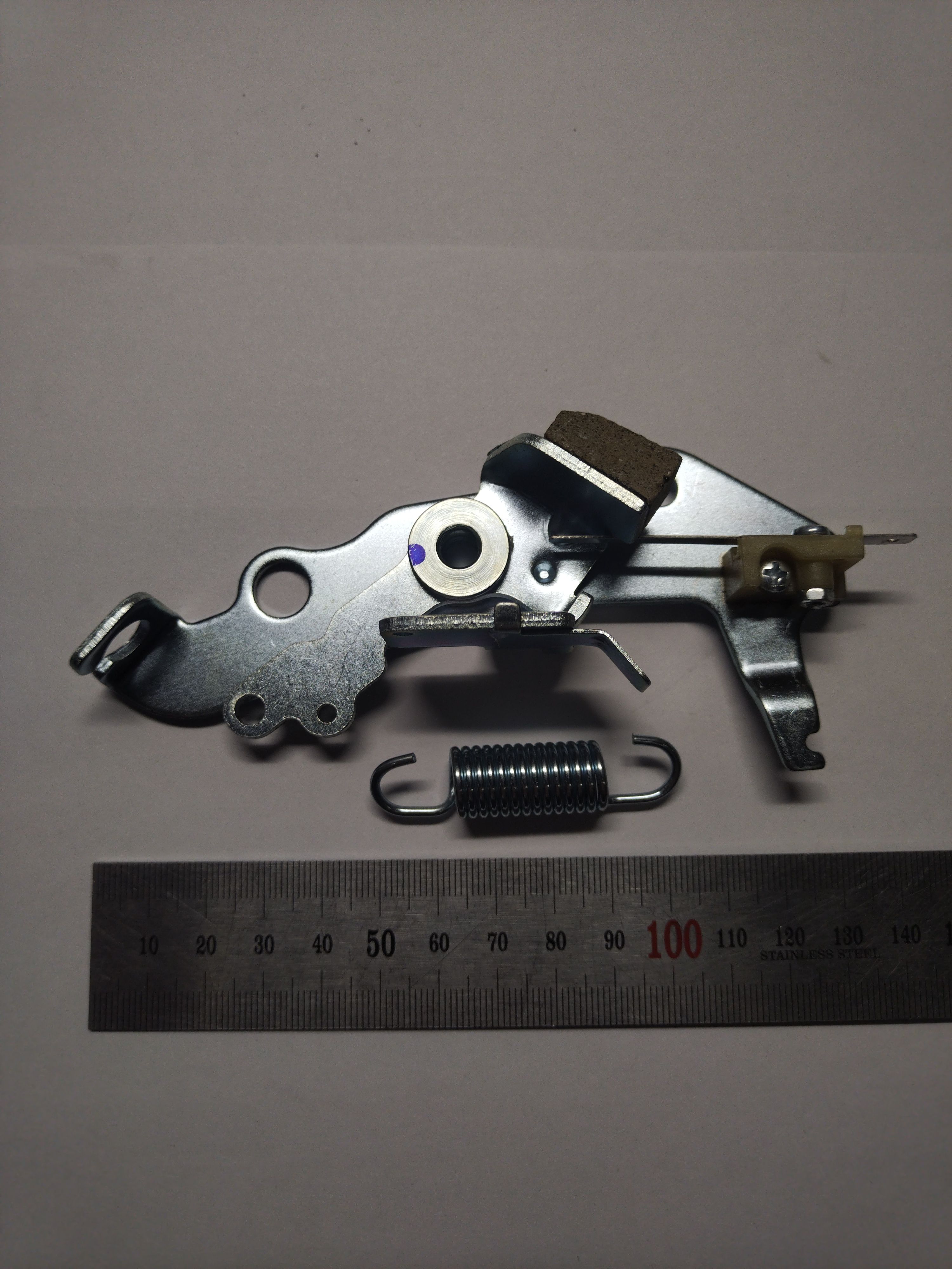 выкл. зажигания с механизмом тормоза маховика LG-434 (DVO130)