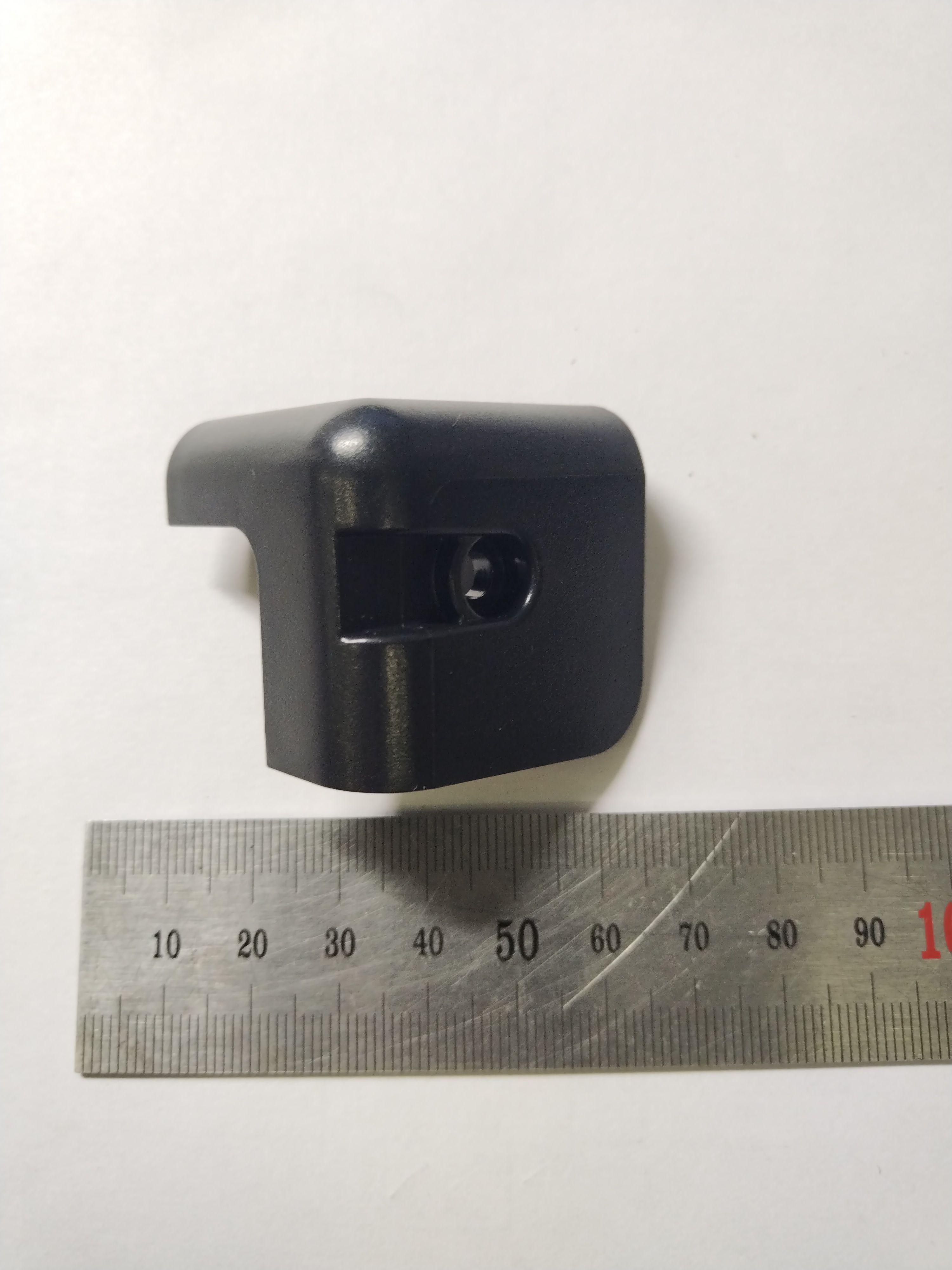 ножка опорная левая (пластик) MIG-200EM