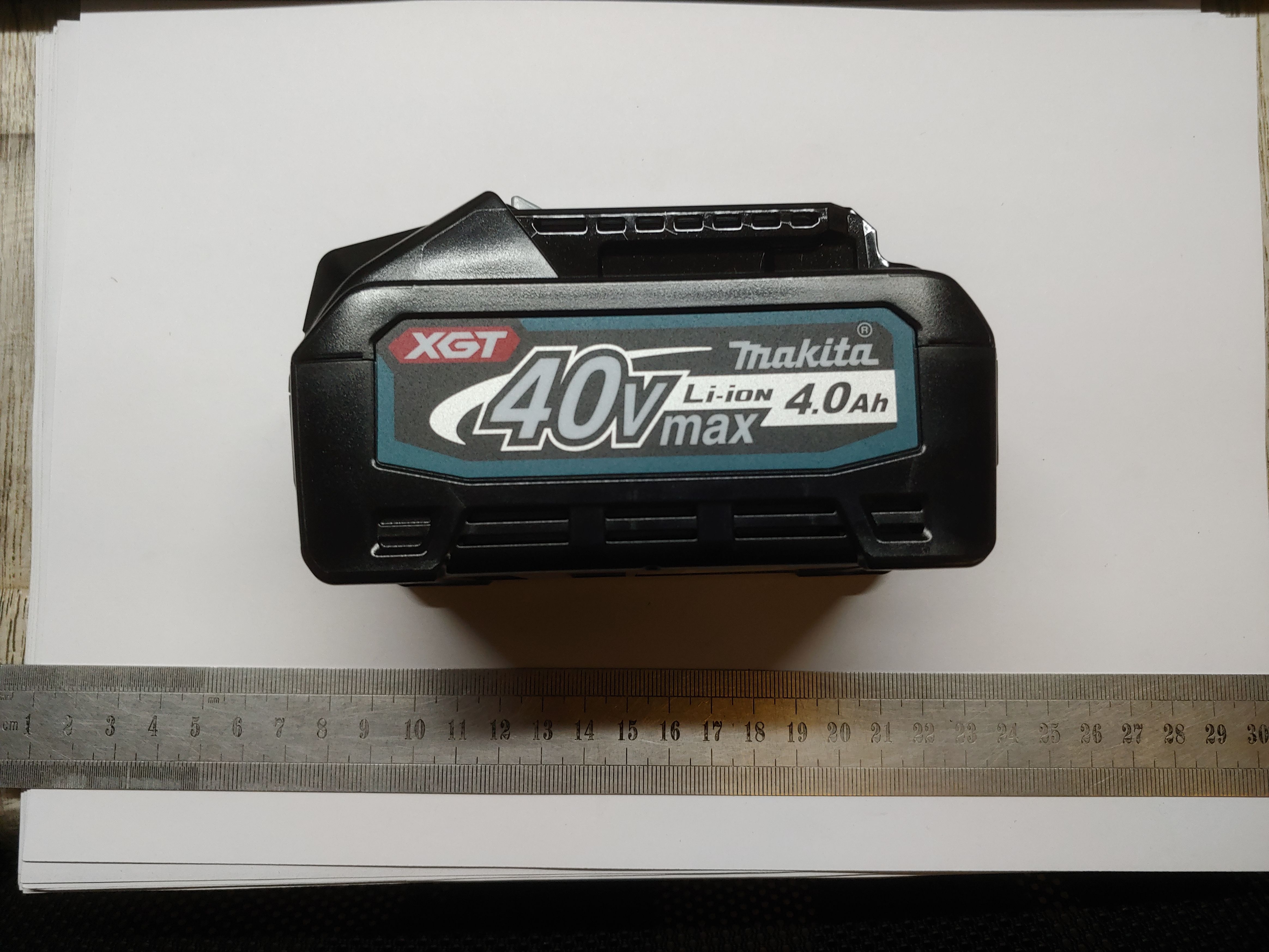 Аккумулятор MAKITA BL 4040 40.0 В, 4.0 А/ч, Li-Ion