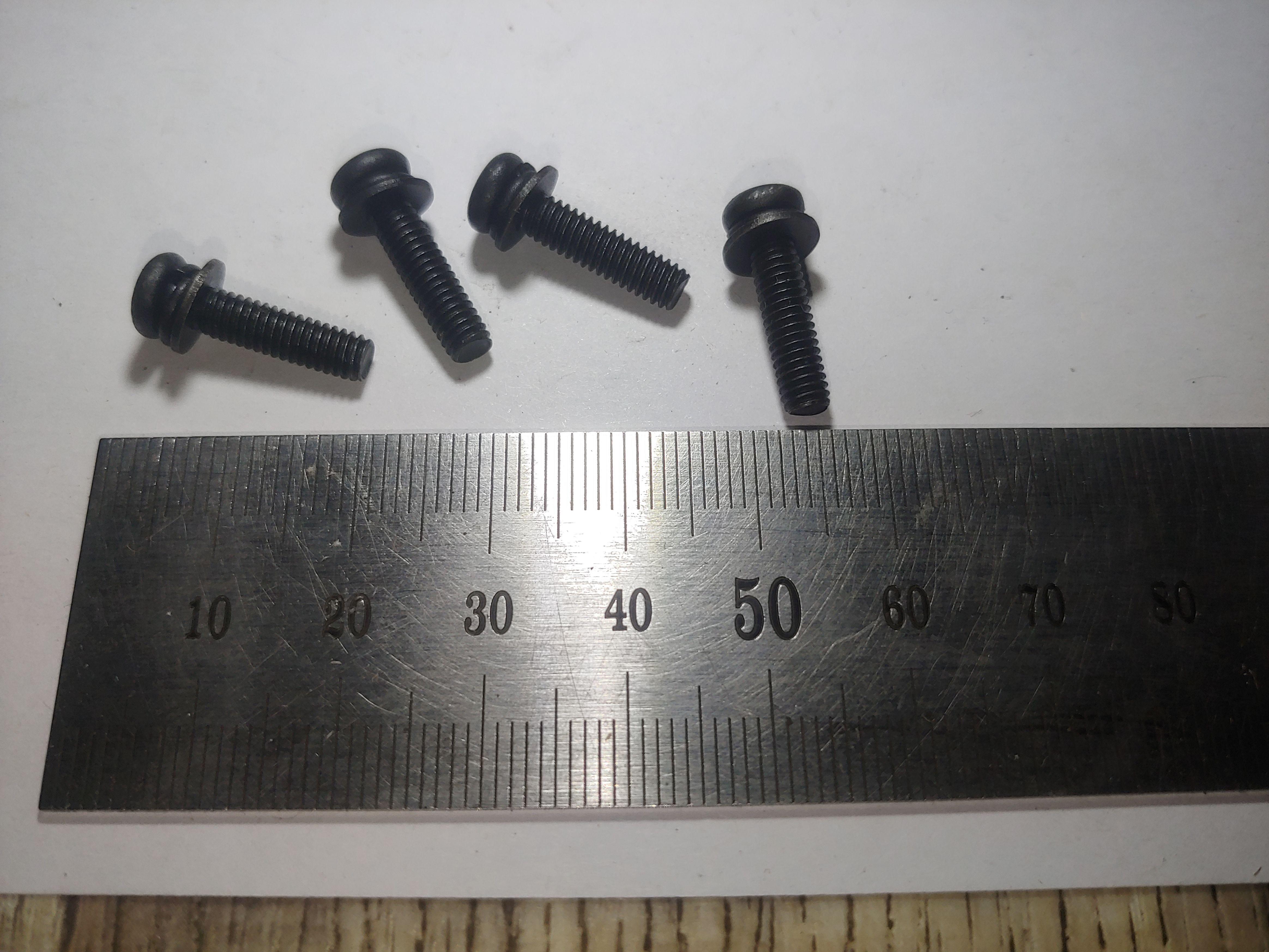 винт крепления подошвы M4*16 к-т (4 шт) MRS1230