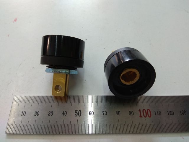 разъем сварочный панельный 10-25 мм2 DX25 под болт (мама)