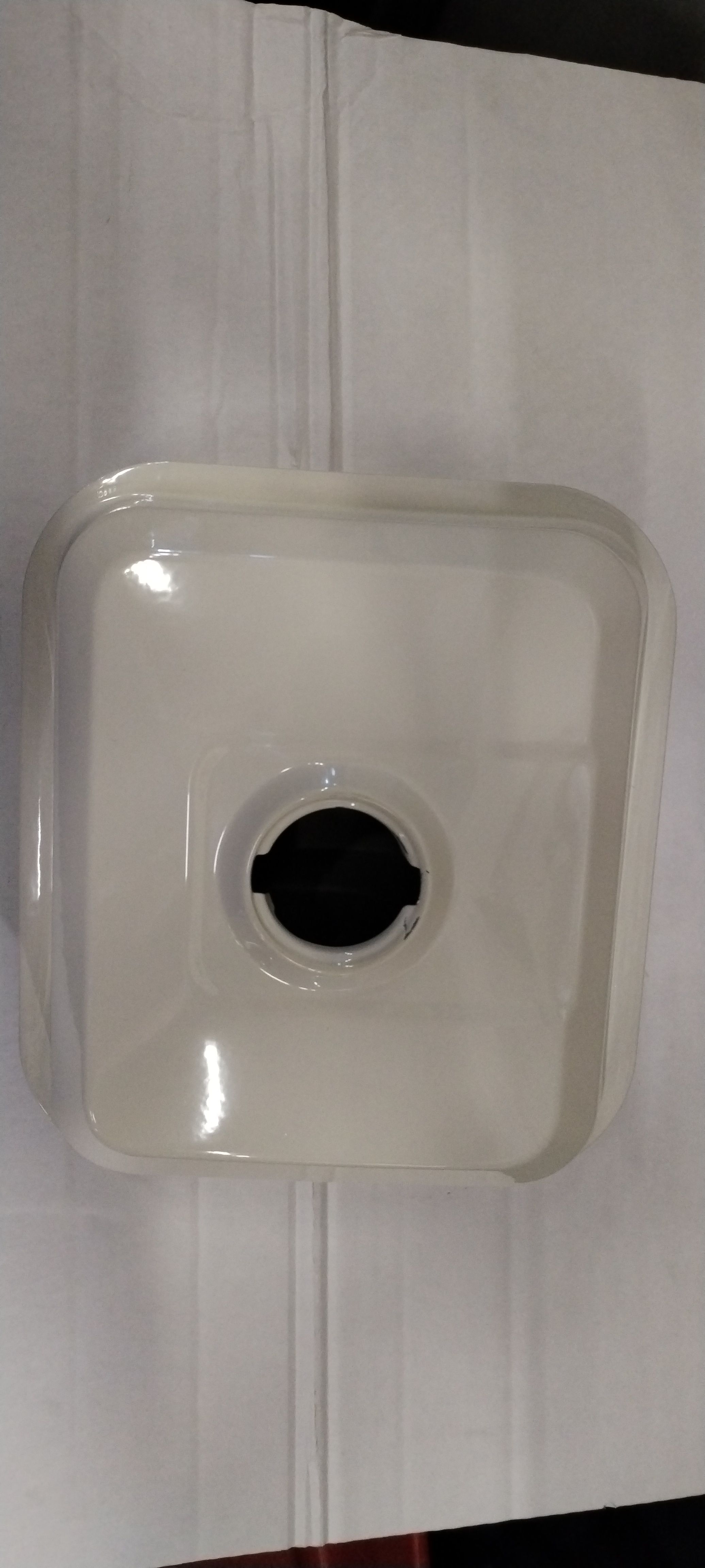 бак топливный (бензобак) для двигателя 168F 170F белый