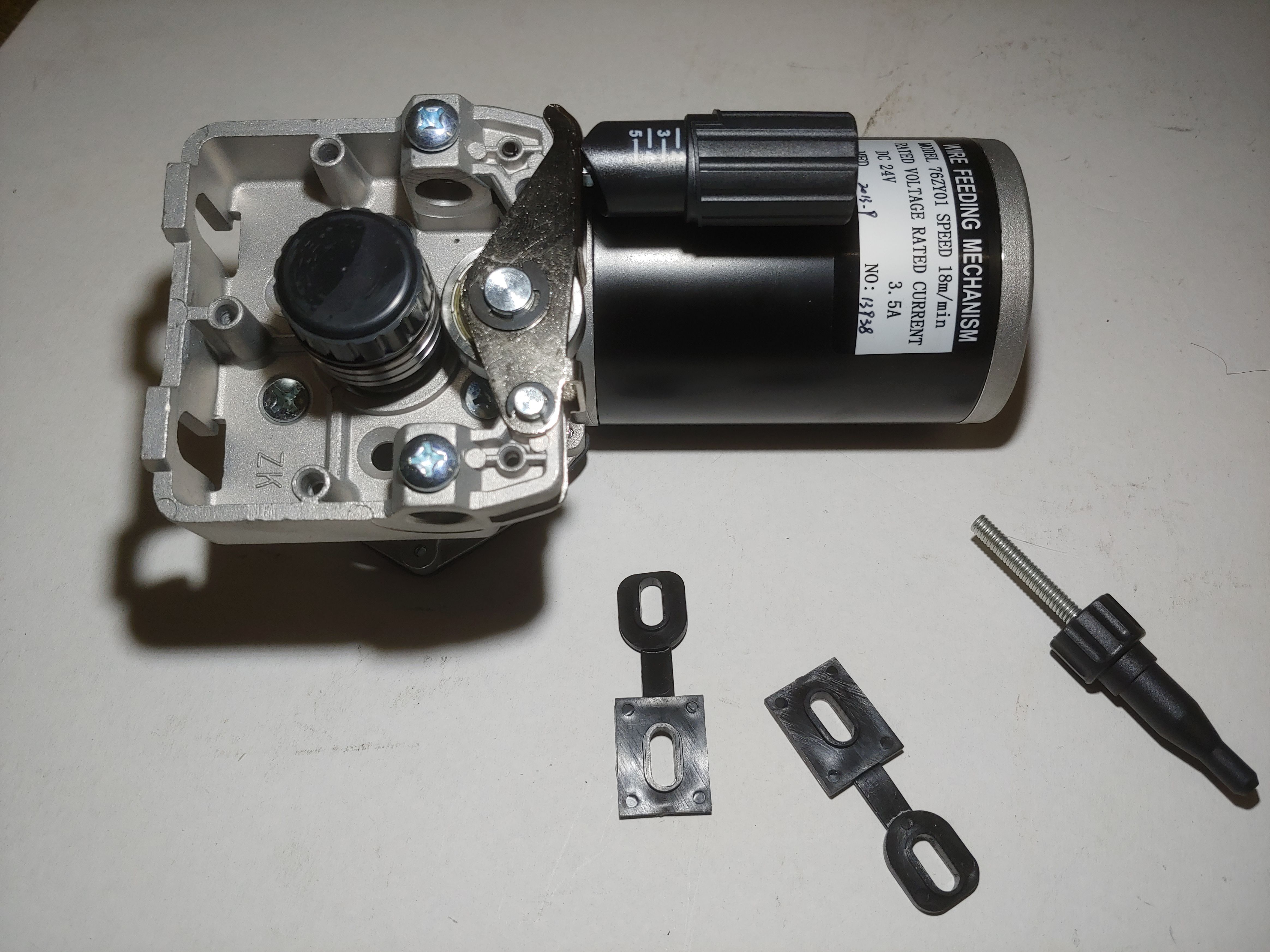 Механизм подачи проволоки в сборе MIG-250-3HD/MIG-250-HD (2.07.40.624)