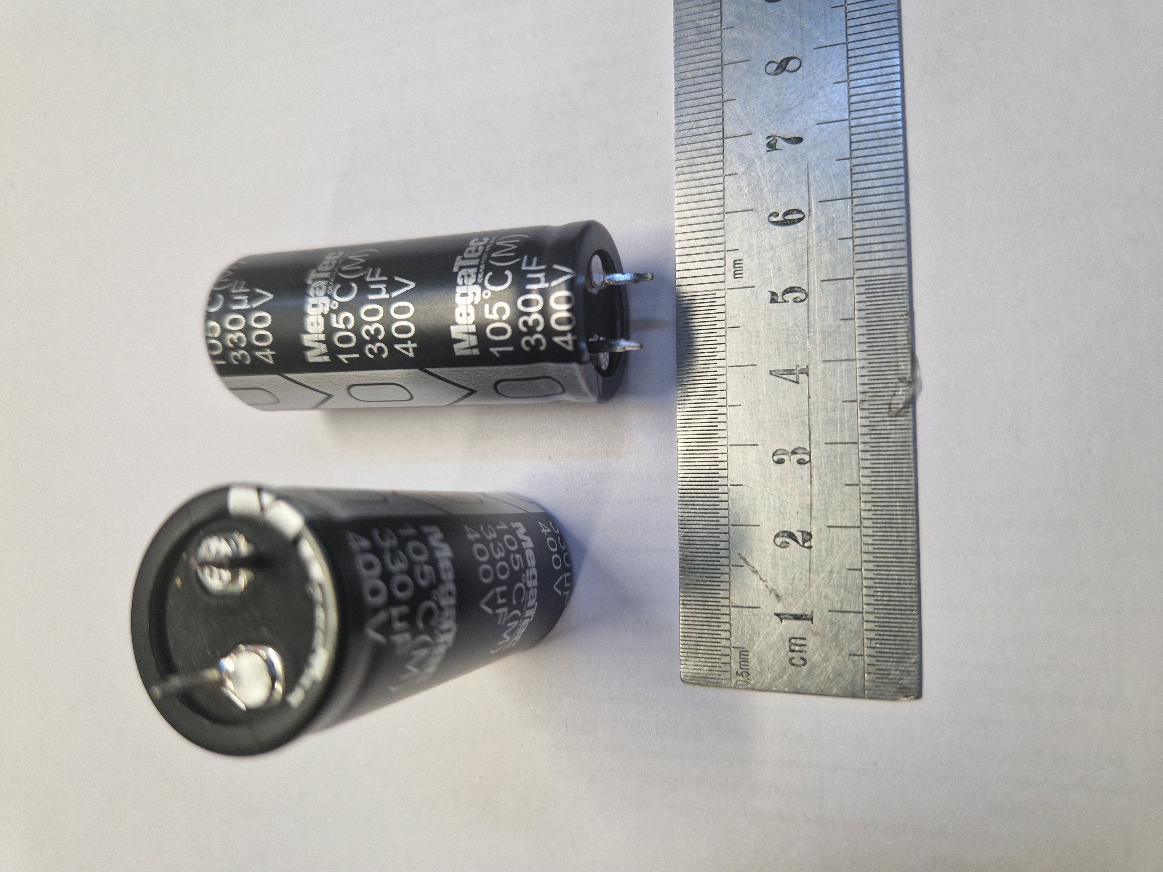 конденсатор 330mF*400V*105*С (22*50 mm)